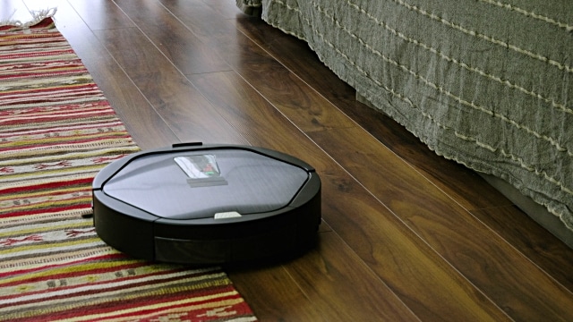 robotic vacuum UK